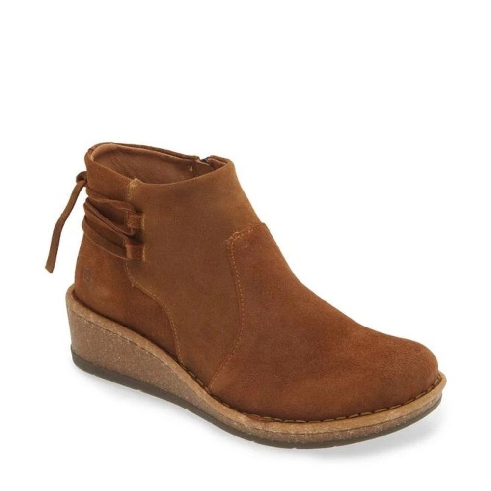 Women's Tan Suede Ankle Boots